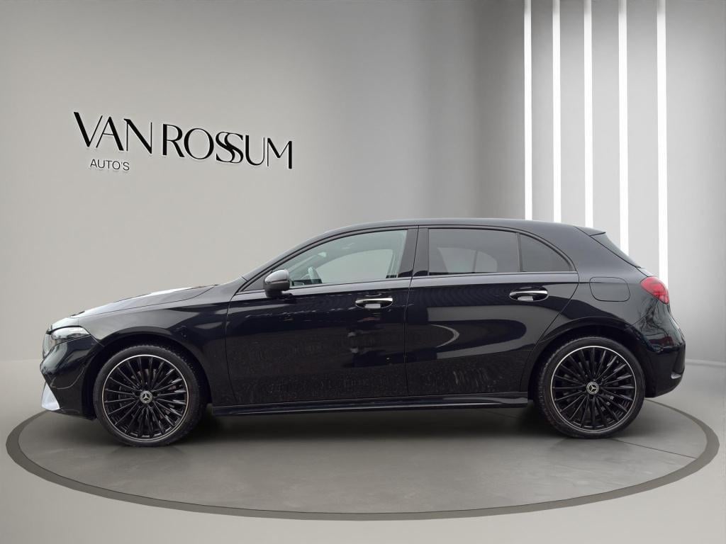Mercedes-Benz A-Klasse 250 e amg line panoramadak | 19"velg | sfeer | elekt