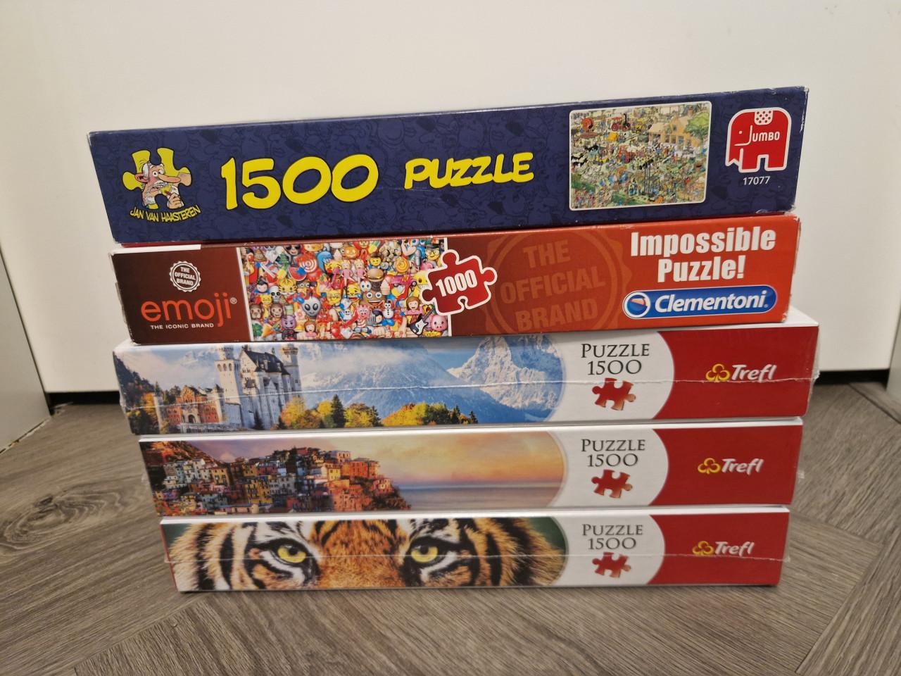 5 puzzels 1500 en 1000 stukjes