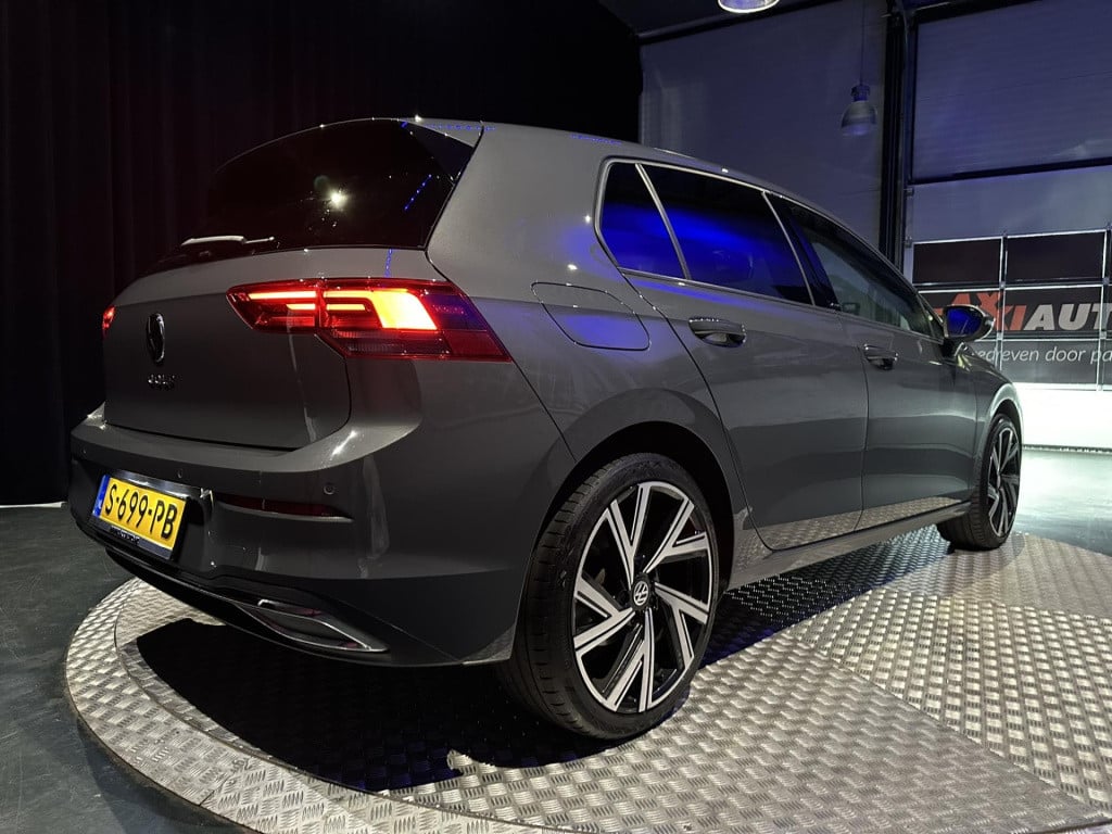 Volkswagen Golf 1.5 tsi *navi*appconnect*acc*sfeerverlichting*