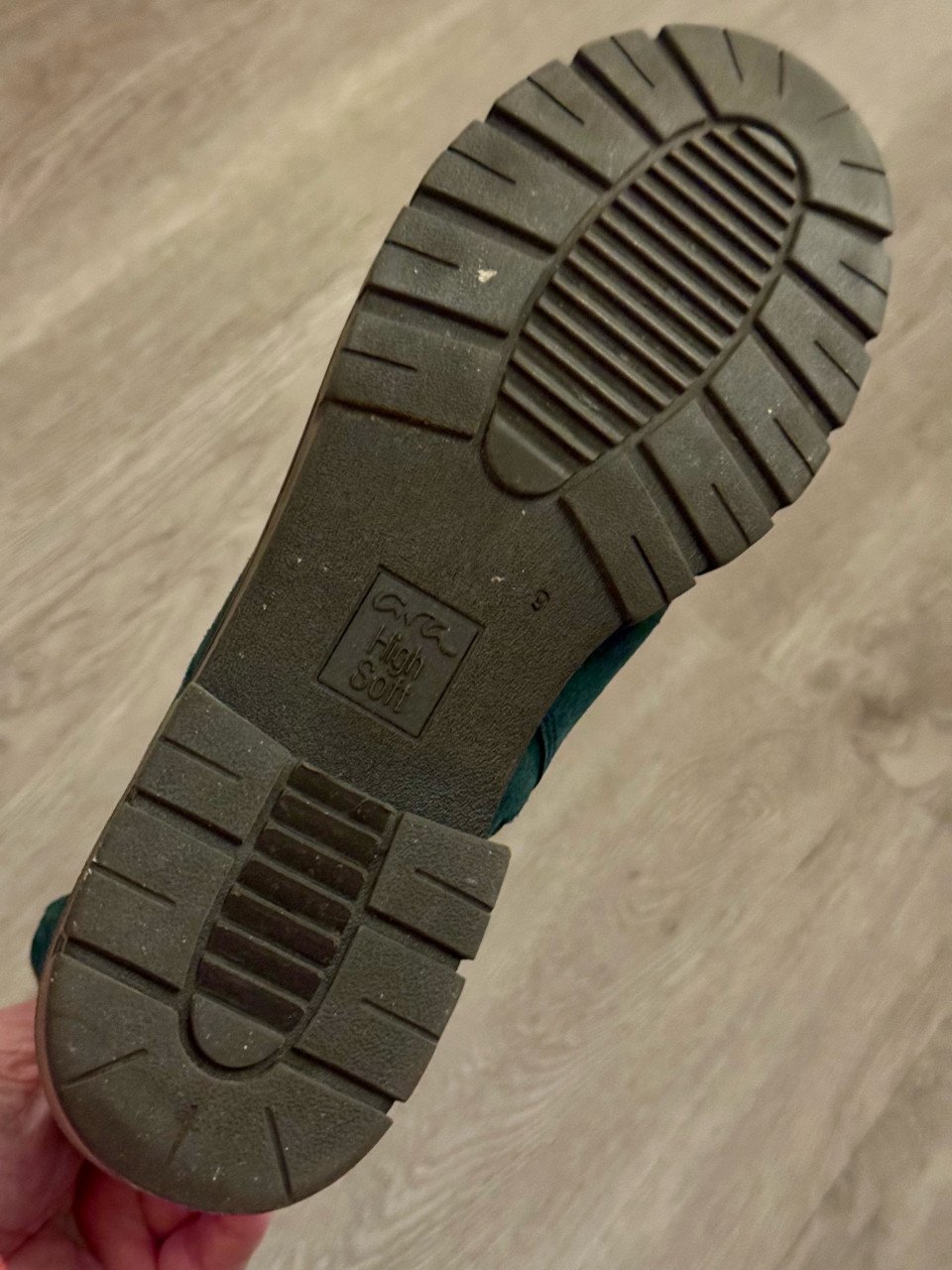 Comfortabele suède veterboots met rits van Ara in maat 43