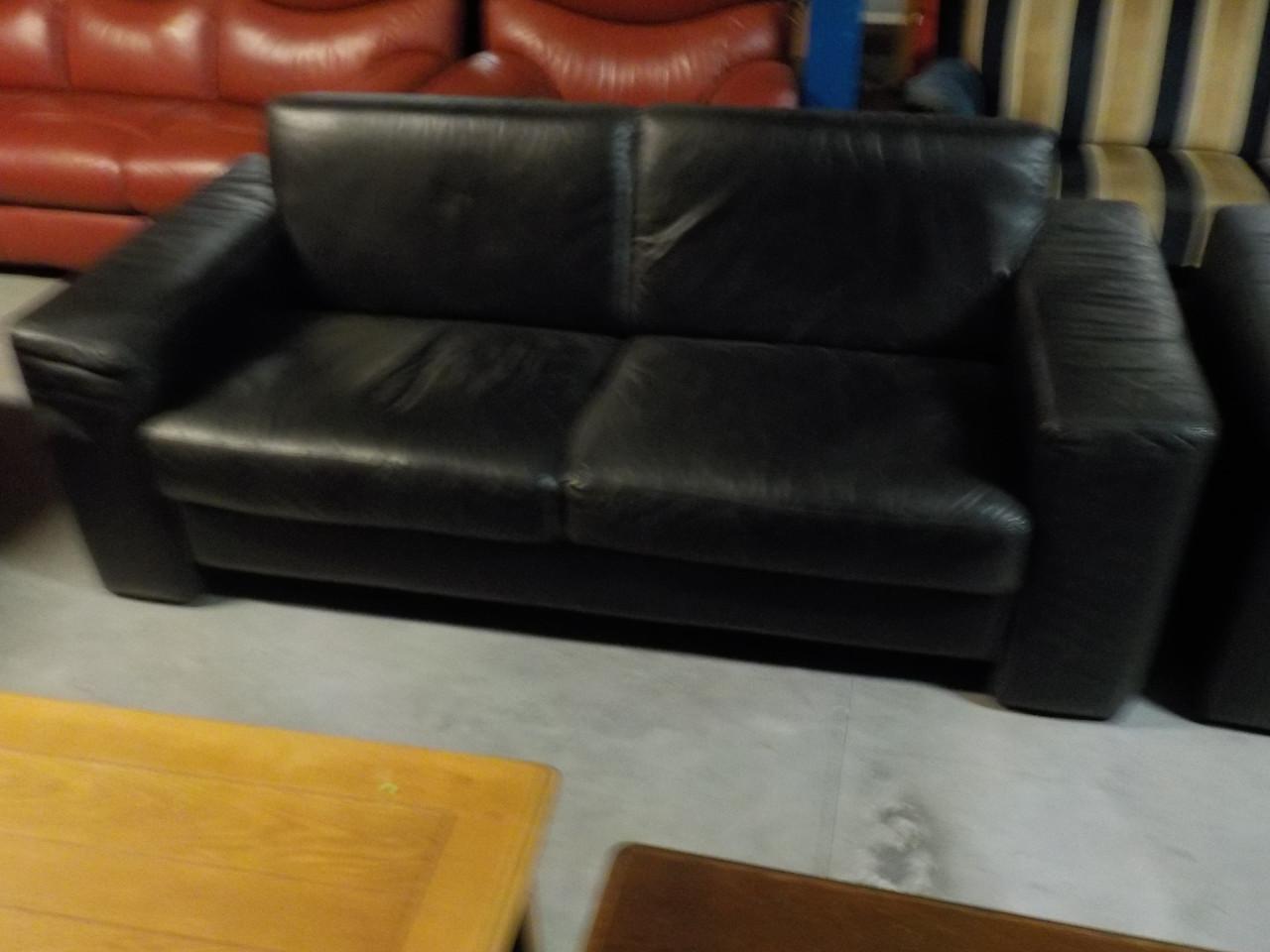 Leren 3 zit 195 cm + 2 zits 165 cm in goede staat