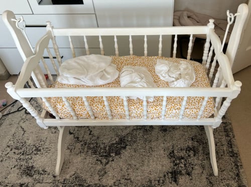 Schommelwieg met matras en 4 hoeslakens