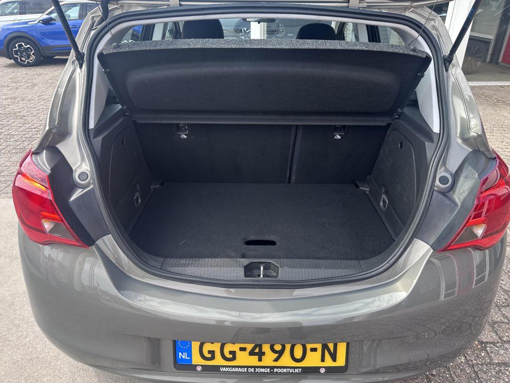 Opel Corsa 1.4 color edition