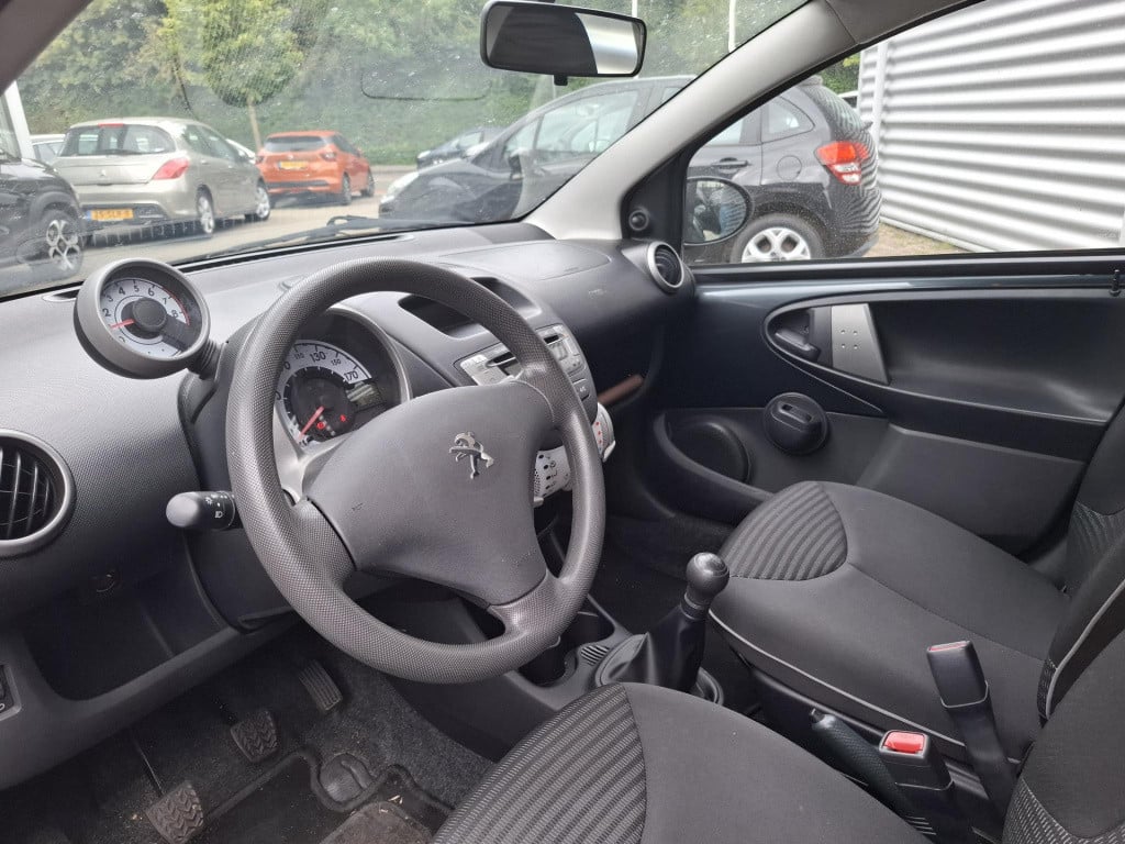 Peugeot 107 1.0i 12v active premium 5-drs airco/led
