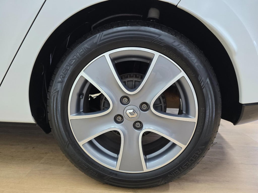 Renault Clio estate occasion kleine stationwagen met trekhaak | tweedehands