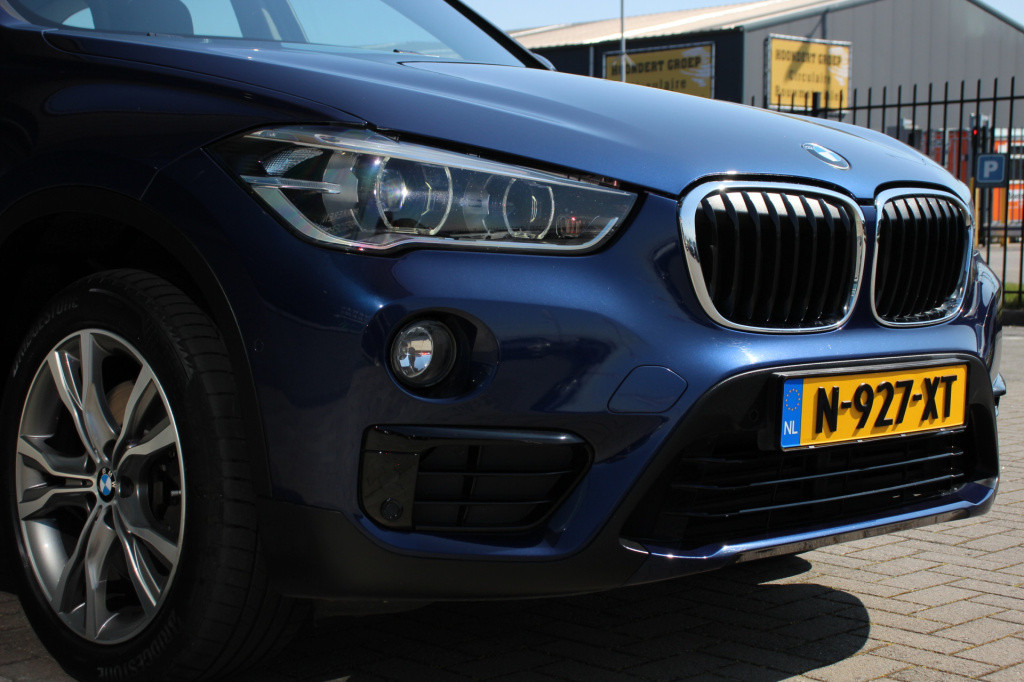 BMW X1 xdrive25i centennial high executive | leder | navi | cruise