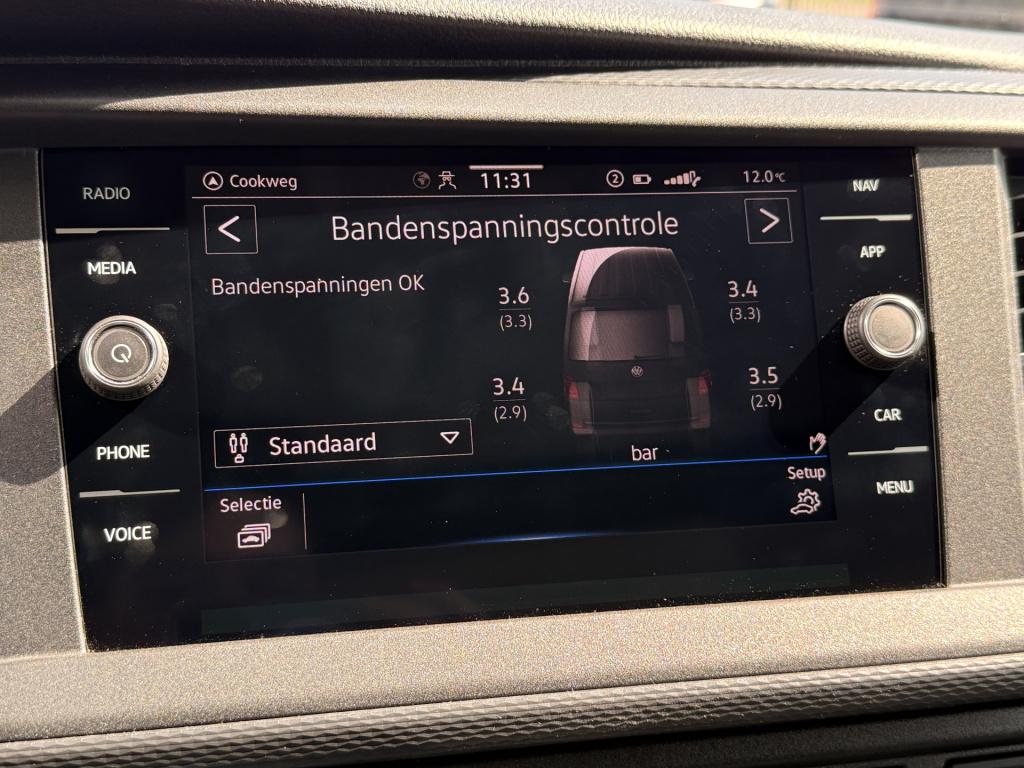 Volkswagen Transporter 2.0 tdi l2h1 28 comfortline t6 | 150pk | 6bak | navi