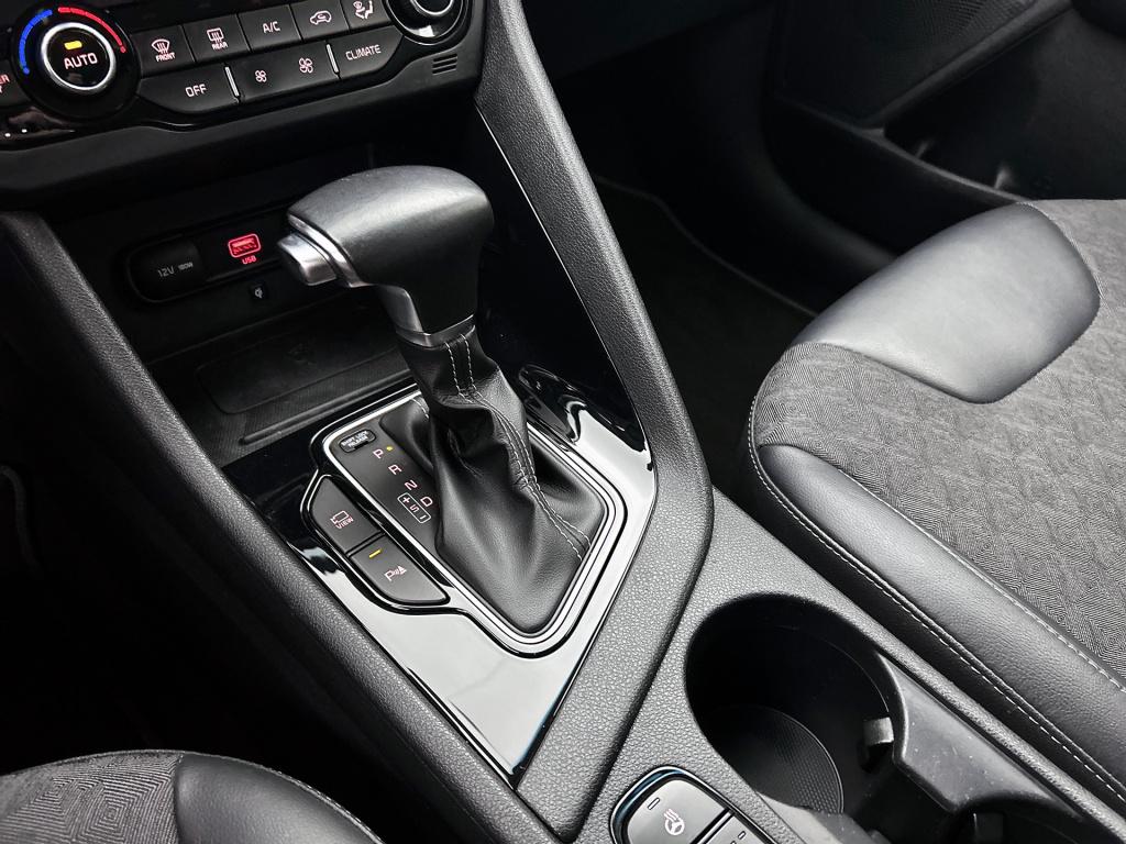 Kia Niro 1.6 gdi hybrid style edition | jbl speakers | blindspot | trekhaak