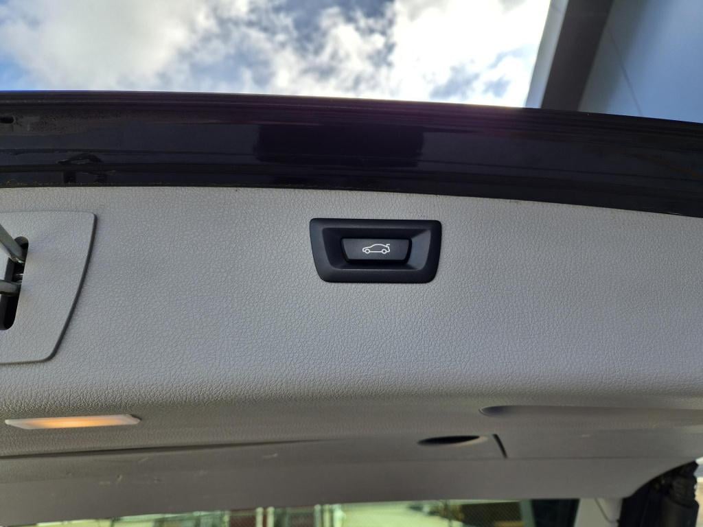 BMW 3-serie touring 320i executive