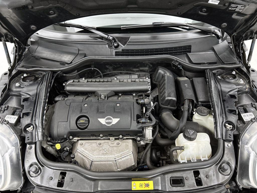 Mini Cooper Cabrio mini 1.6 | lmv | parkeer sensoren | leder | cruise contr