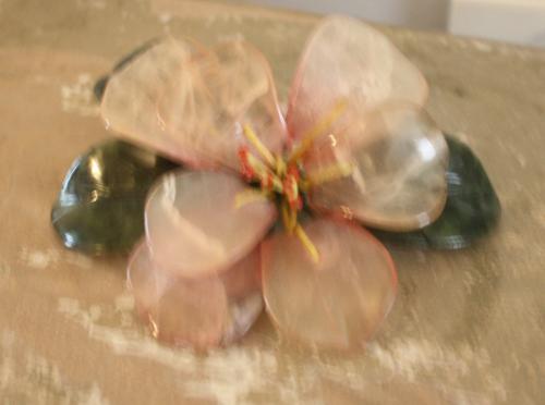 Glazen bloem van dik glas steen