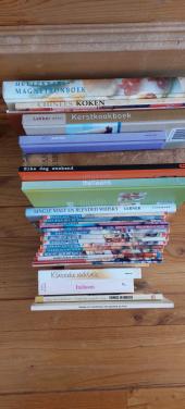 Te koop, verzameling kookboeken