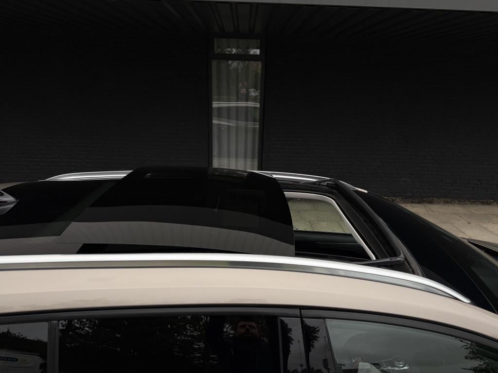 Ford Focus wagon 1.0 ecoboost titanium business - veel opties! -