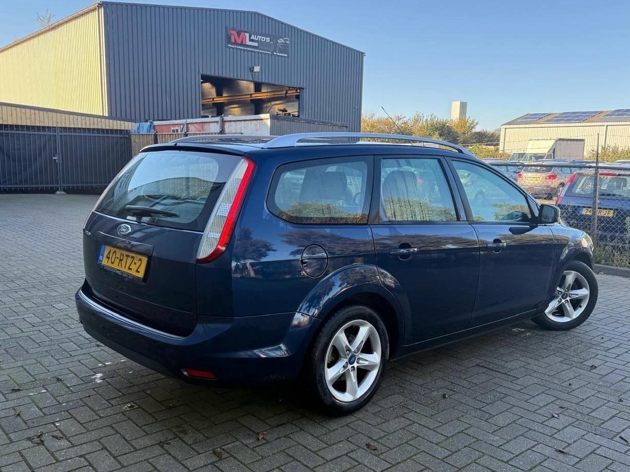 Ford Focus Wagon 1.6 Comfort Jaar Apk