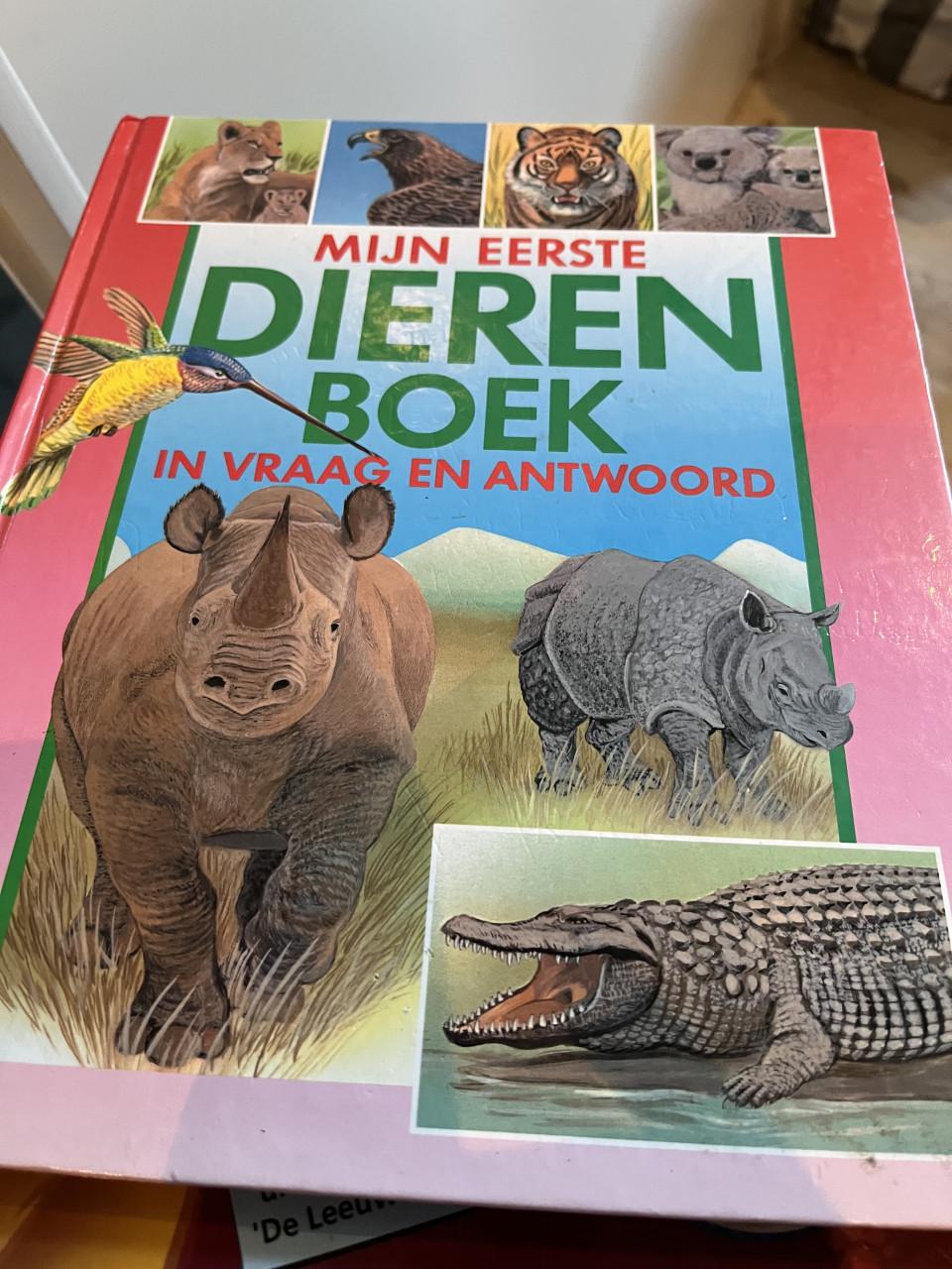 4 boeken over dieren