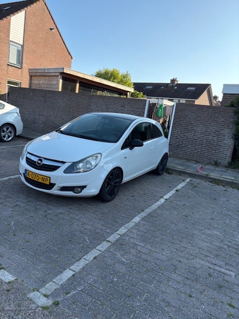 Opel Corsa 2010 Wit Nürburgring Edition