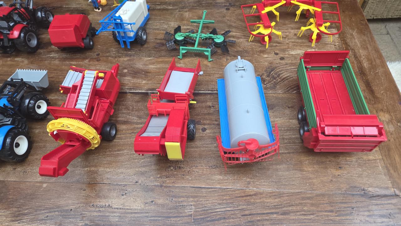Grote verzameling speelgoed landbouwvoertuigen