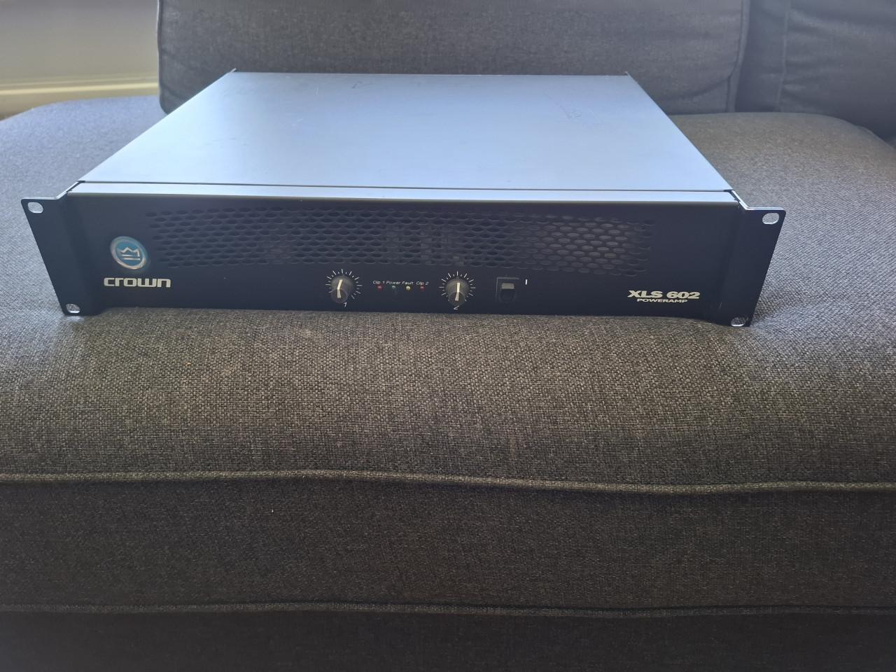 Versterker Crown XLS 602
