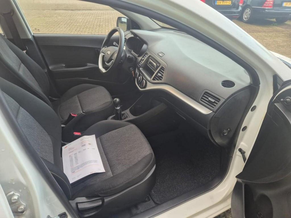 Kia PICANTO 1.0 CVVT 5deurs bj:2011 airco i.z.g.st