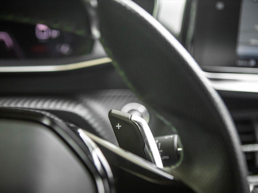 Peugeot 208 1.2 puretech 130pk gt automaat