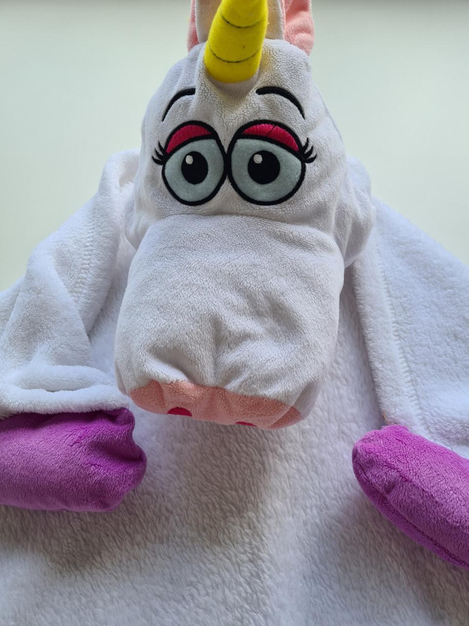 Witte zachte Eenhoorn pluche (hand)pop en deken.