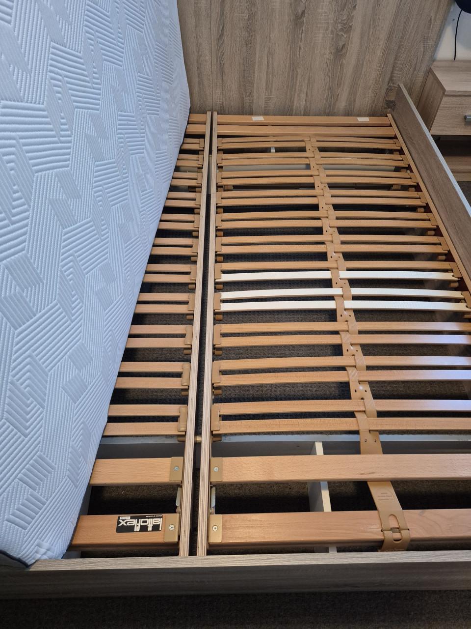 2 x Matras en lattenbodem 90x200