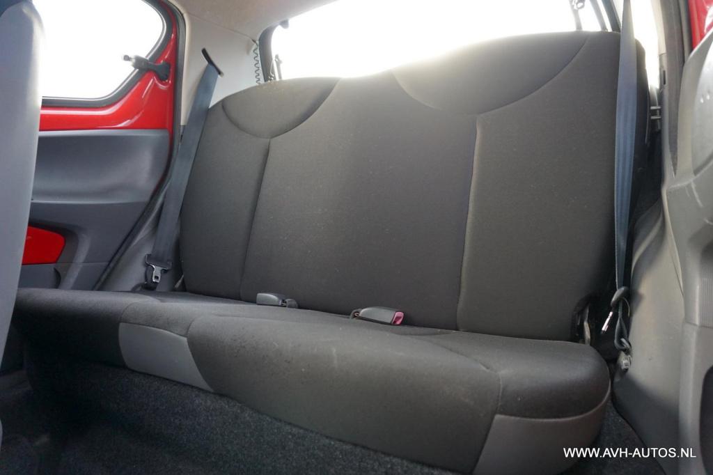 Toyota Aygo 1.0-12v access