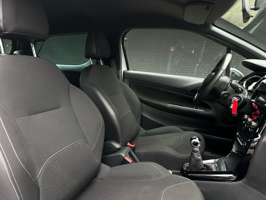 Citroen DS3 1.2 so chic // dealeronderhouden // 80.000km! //