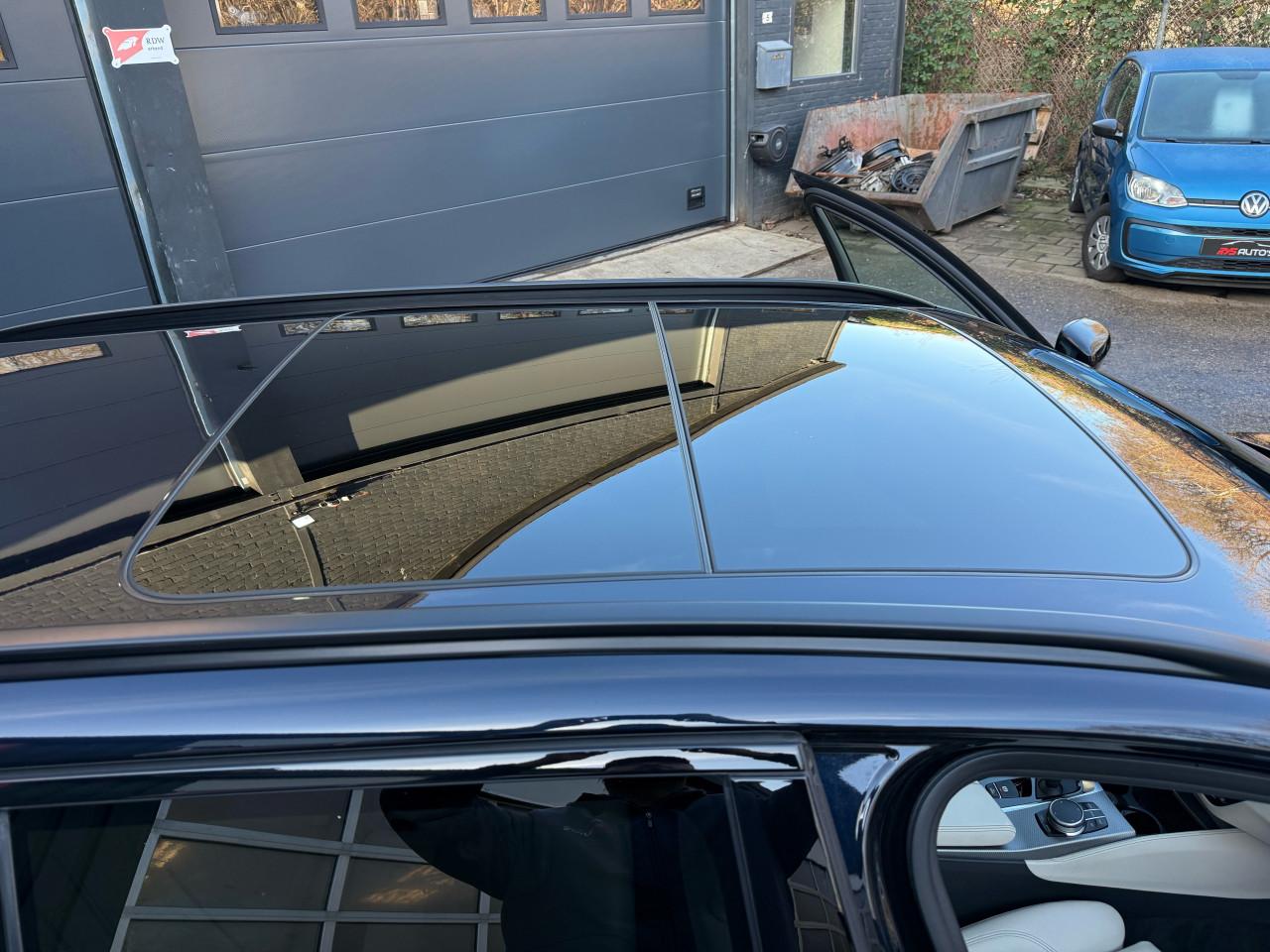 Bmw 5-serie touring 520i High executive M-pakket/pano/led