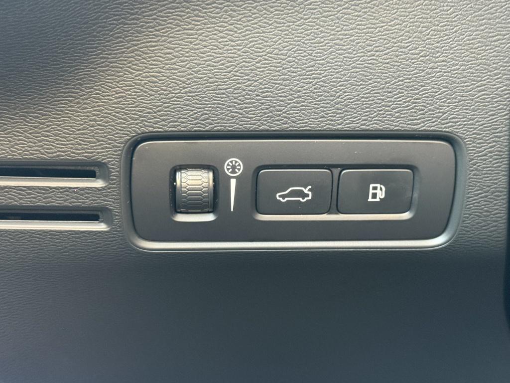 Volvo XC40 t5 262pk recharge ultimate dark| panodak| trekhaak| adap.cruise|