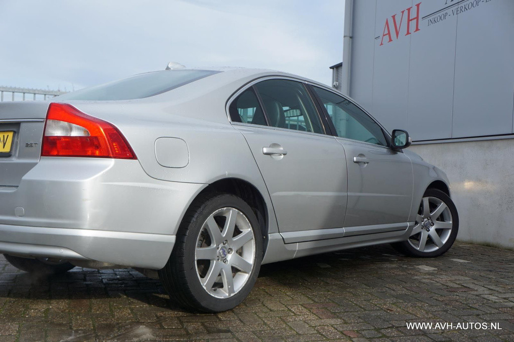 Volvo S80 2.5 t momentum automaat