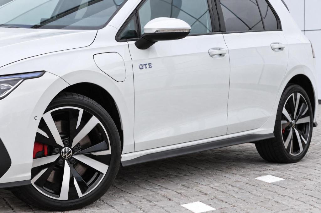 Volkswagen Golf 1.5 ehybrid gte 272pk dsg6
