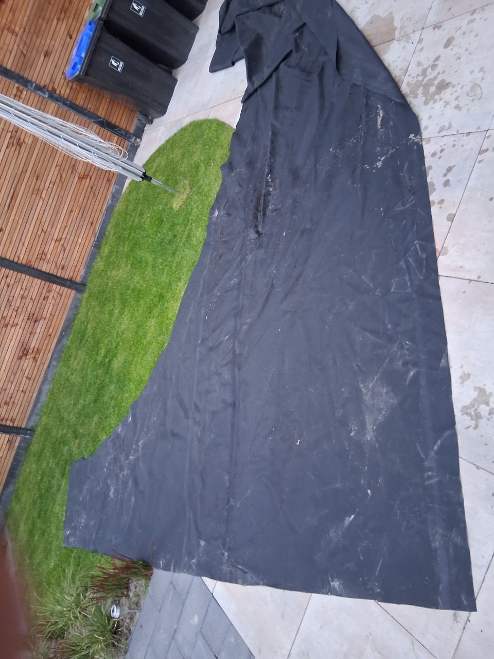Stukken epdm vijverfolie