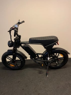 PROMO-AKTIE OUXI V20 pro retro design en moderne Fatbike.
