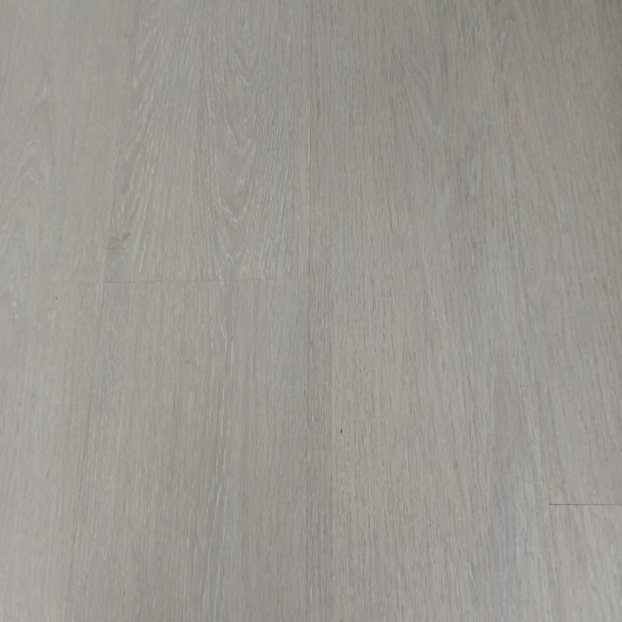 Laminaat 50 m2 bruin en grijs