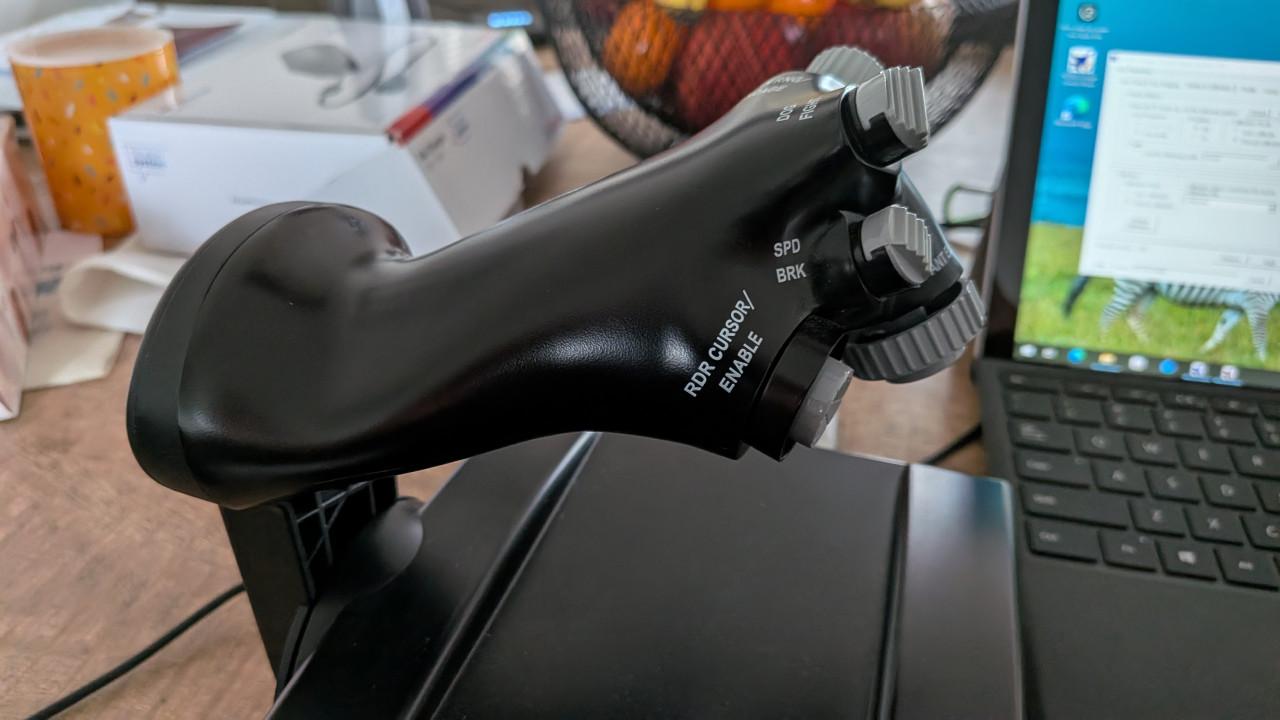 Joystick TM Cougar HOTAS