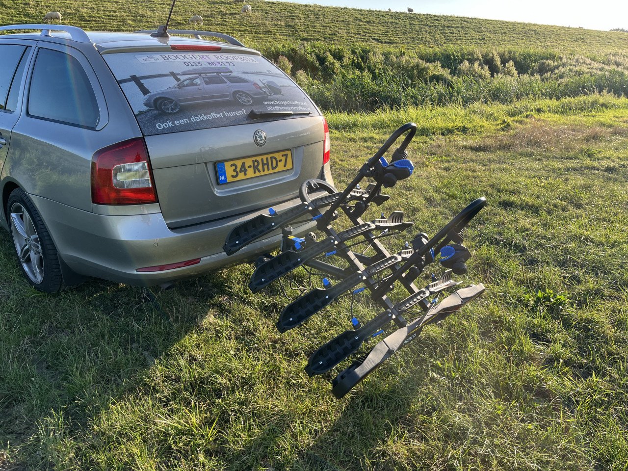 Fietsendrager voor 4 fietsen te huur