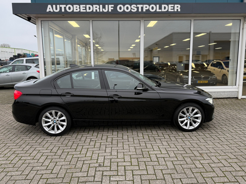 BMW 3-serie 318i executive