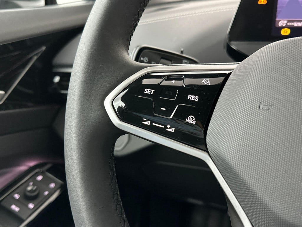 Volkswagen Id.4 pro limited edition 77 kwh accu. 210 kw / 286 pk s