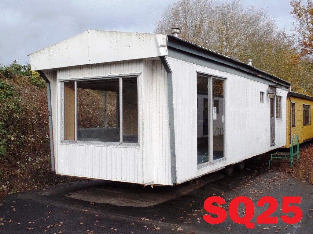 Diverse modellen chalets met retro inrichting te koop