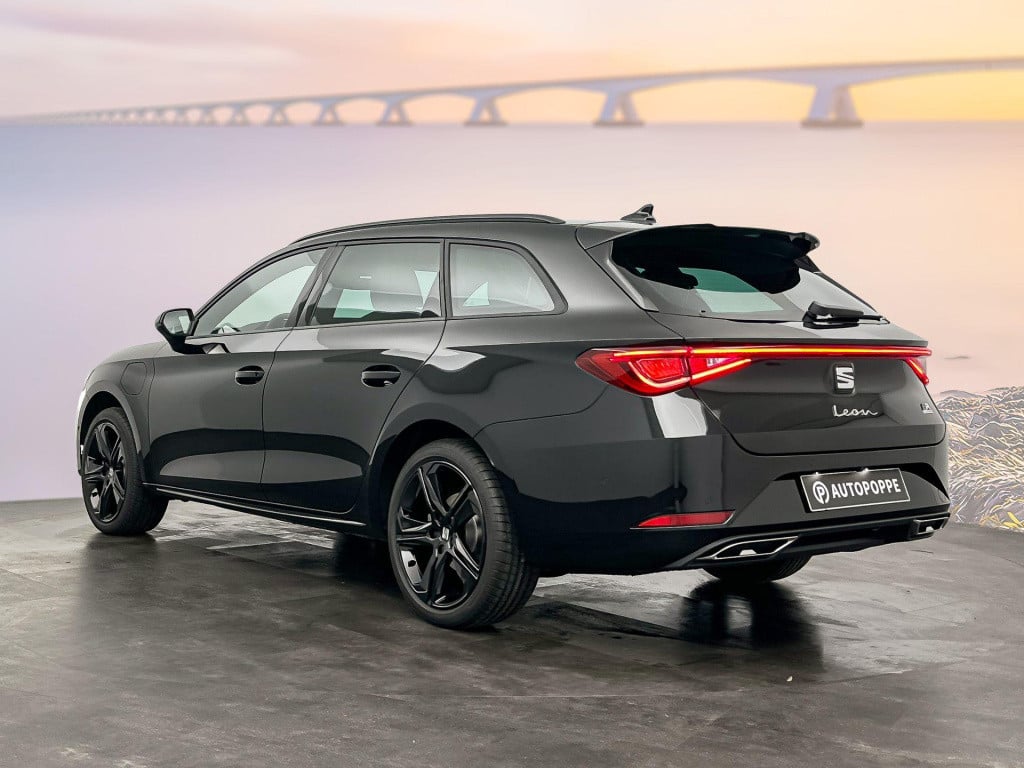 Seat Leon fr business 1.5 tsi ehybrid 150kw / 204pk stationw
