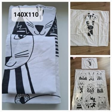 Zwart - wit dekbedovertrek  kinderbed/ peuterbed 140X110 cm