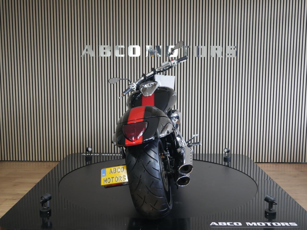 SUZUKI M 1800 R INTRUDER