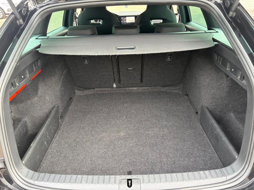 Skoda Octavia combi 1.0 tsi sport business