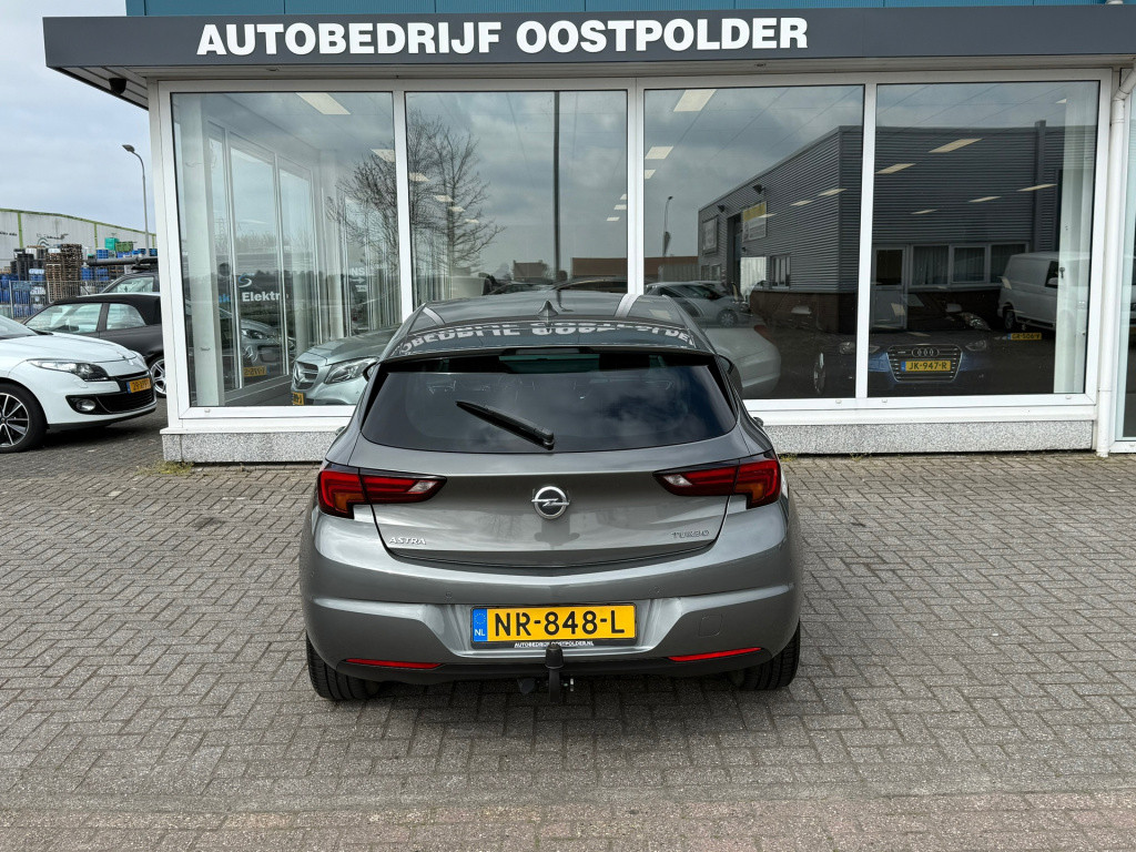 Opel Astra 1.4 innovation