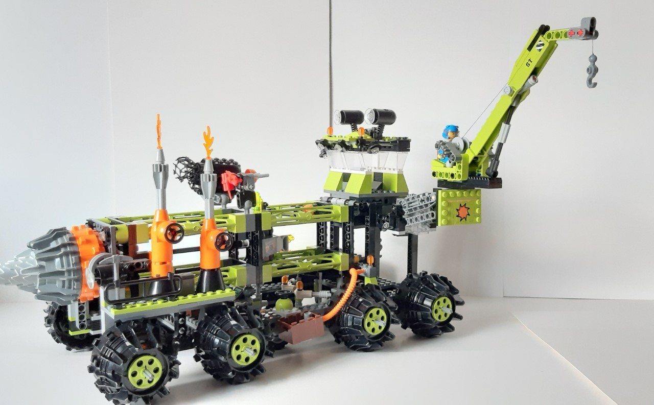 LEGO Power Miners 8964: Titanium Commandopost