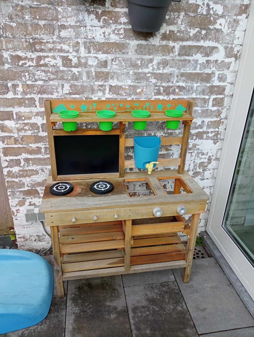 Gratis af te halen, water/ zand tafel