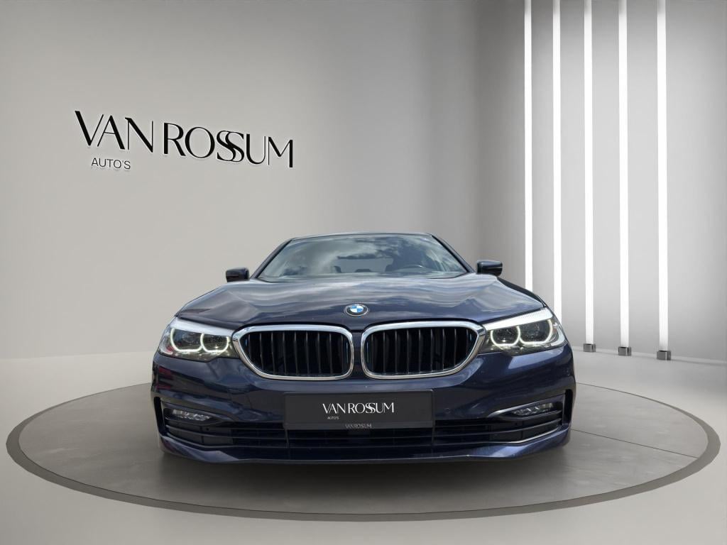 BMW 5 Serie 530 e iperformance | leder | sportstoelen | sfeer | camera | pa