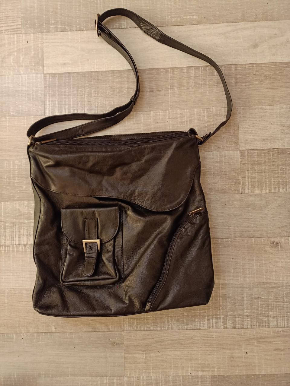 Zwarte lederen dames tas
