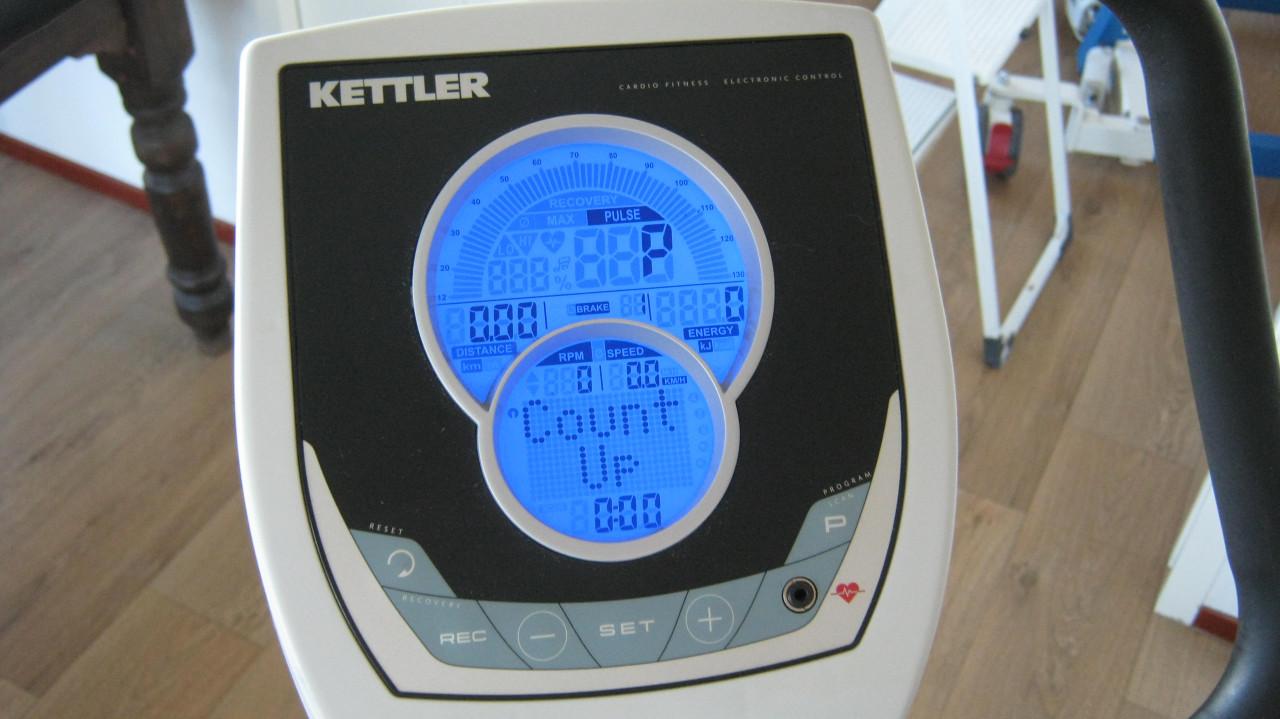 TE KOOP KETTLER HOME TRAINER   VOOR 100 EURO